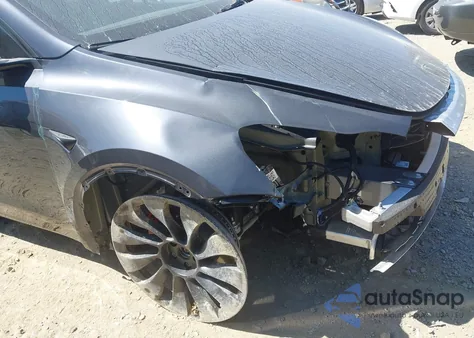 2025 Tesla Model Y Performance Dual Motor All-Wheel Drive from USA, damaged, VIN 7SAYGDEF7SA371602